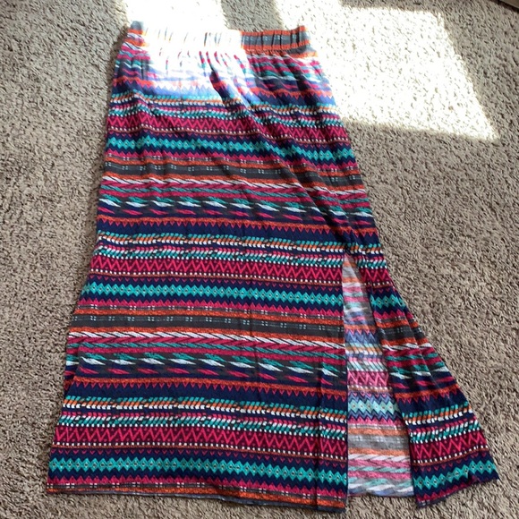 Multicolor maxi skirt - Picture 2 of 4